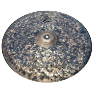ISTANBUL AGOP 18 SIG CINDY BLACKMAN OM CRASH